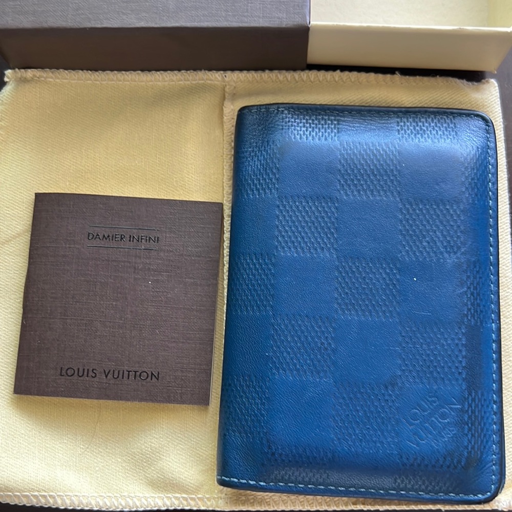 Men’s Louis Vuitton wallet - Blue